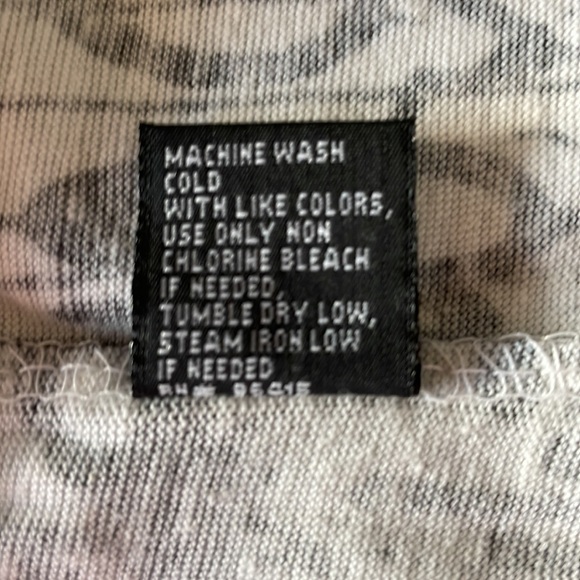 Massive Black and White Long Sleeve Shirt Medium All over Print - Picture 3 of 7